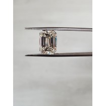 4.01 Carat K-VS1 Emerald Cut Natural Diamond 4.01 Carat K-VS1 Emerald Cut Natural Diamond