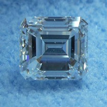 0.73 Carat D-SI1 Emerald Cut Natural Diamond