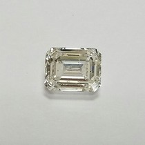 1.93 Carat H-SI2 Emerald Cut Natural Diamond 1.93 Carat H-SI2 Emerald Cut Natural Diamond
