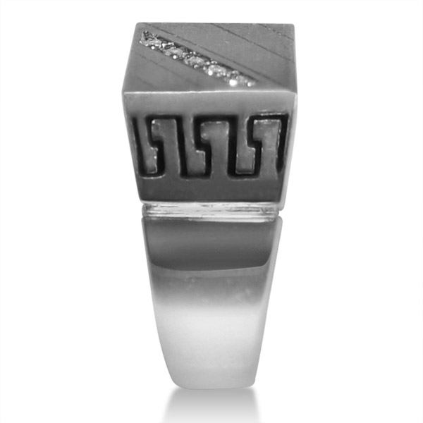 Diamond Accented Engagement Ring in 14k White Gold (0.15ct)