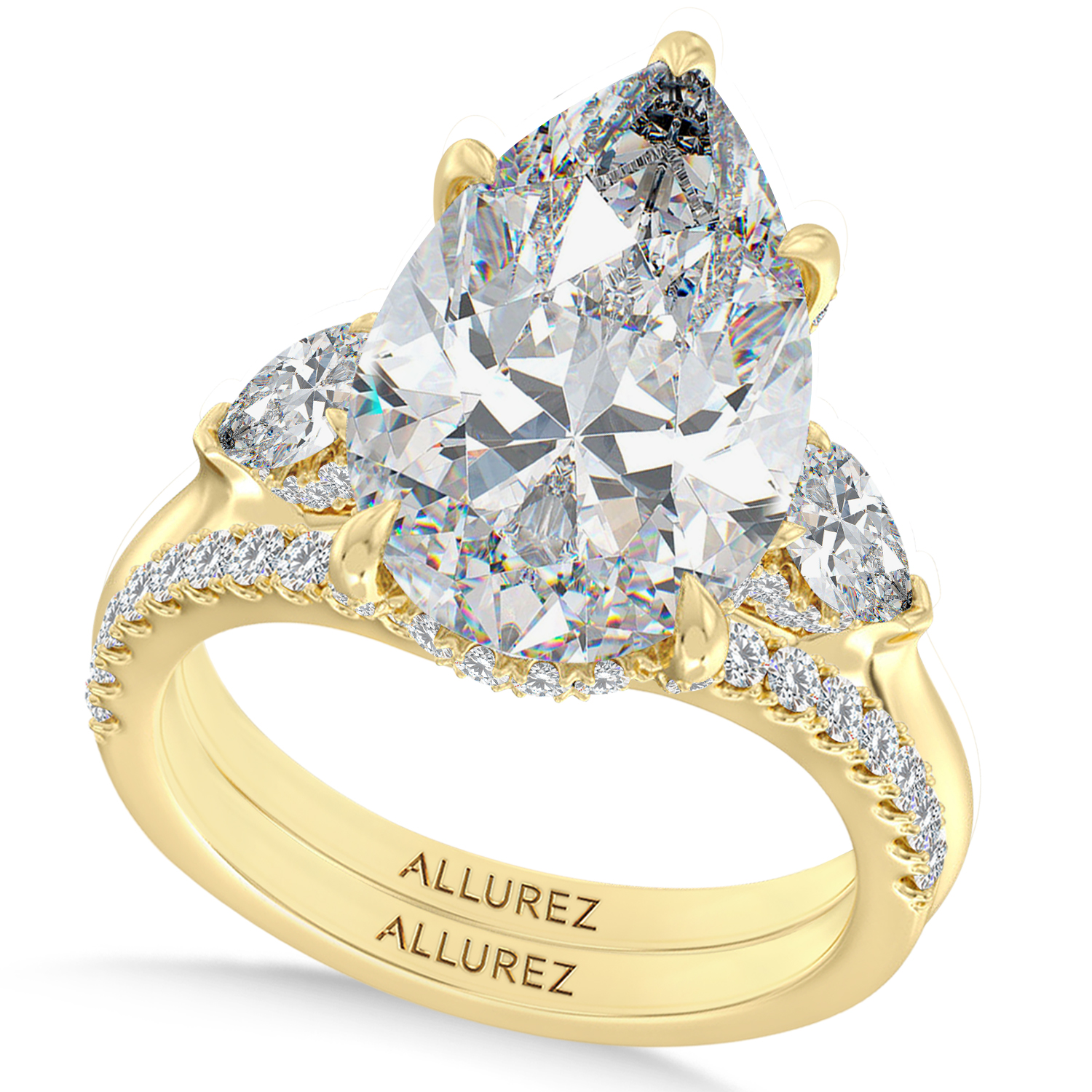 Pear Lab Diamond Bridal Set 14K Yellow Gold (5.33ct)