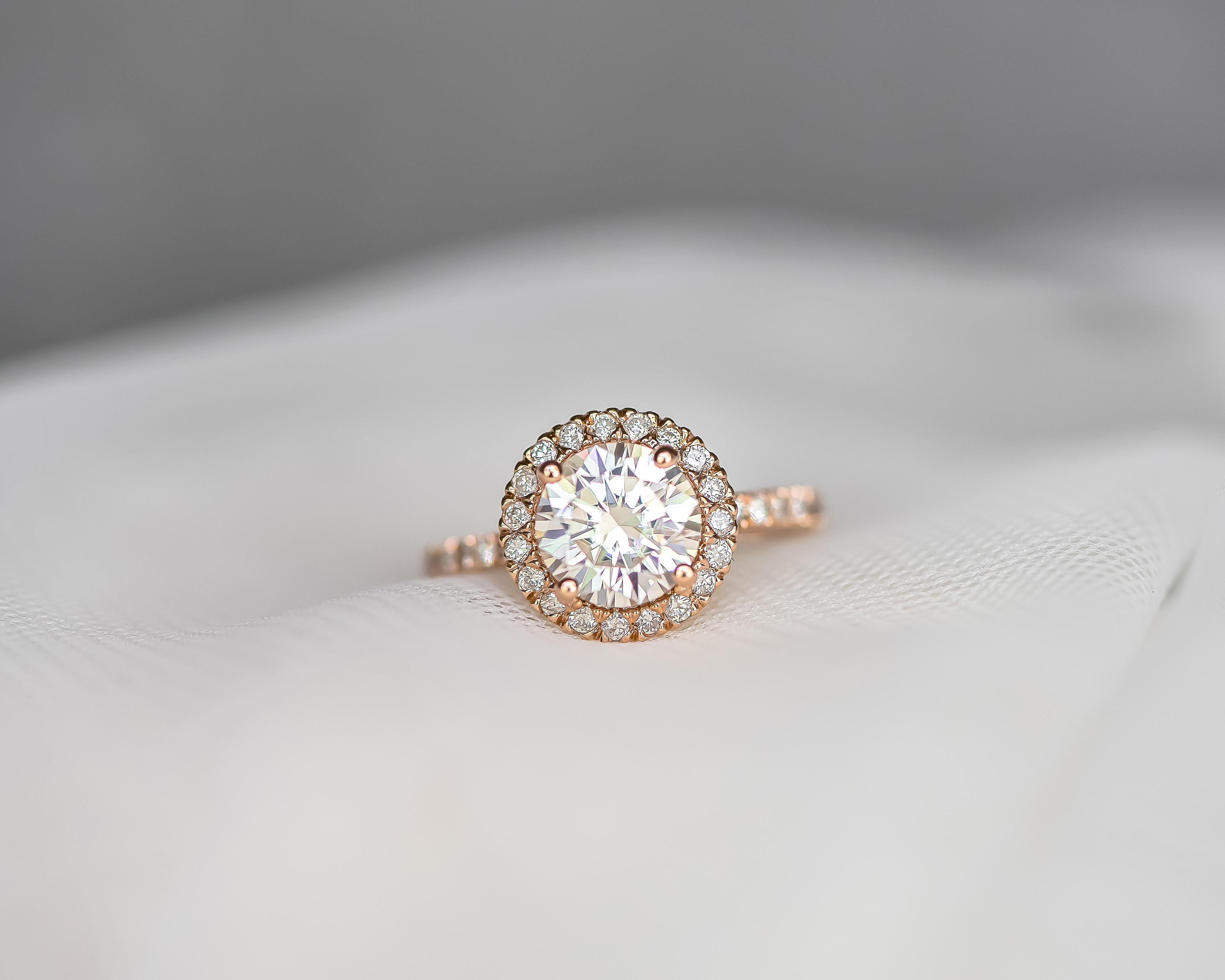 Round Halo Diamond Engagement Ring 14K Rose Gold (2.50ct)