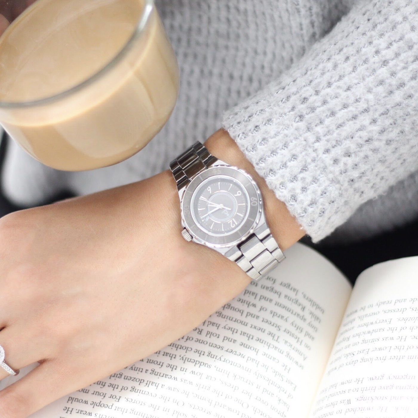 Allurez Unisex Ceramic Fashion Wrist Watch Swiss Made