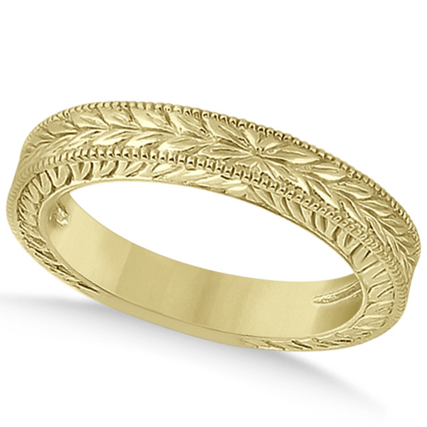 Vintage Carved Filigree Leaf Design Wedding Band in 18k Yellow Gold