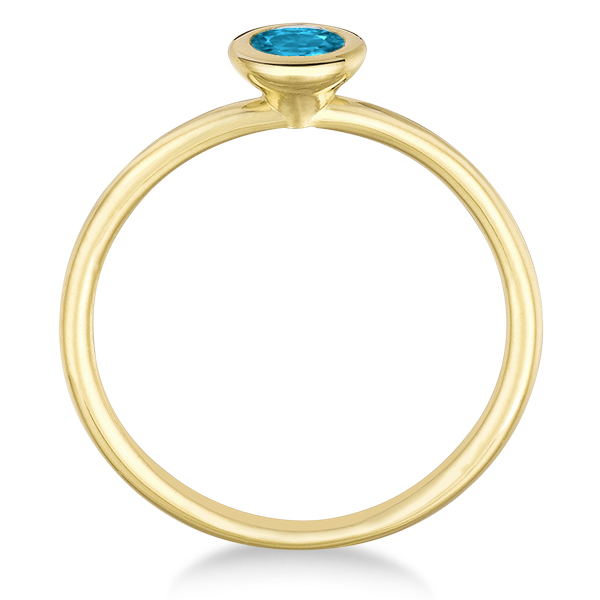 Blue Topaz Bezel-Set Solitaire Ring in 14k Yellow Gold (0.65ct)
