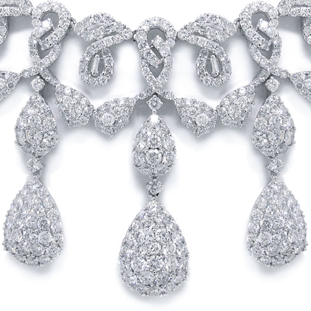 25.45ct 18k White Gold Diamond Necklace