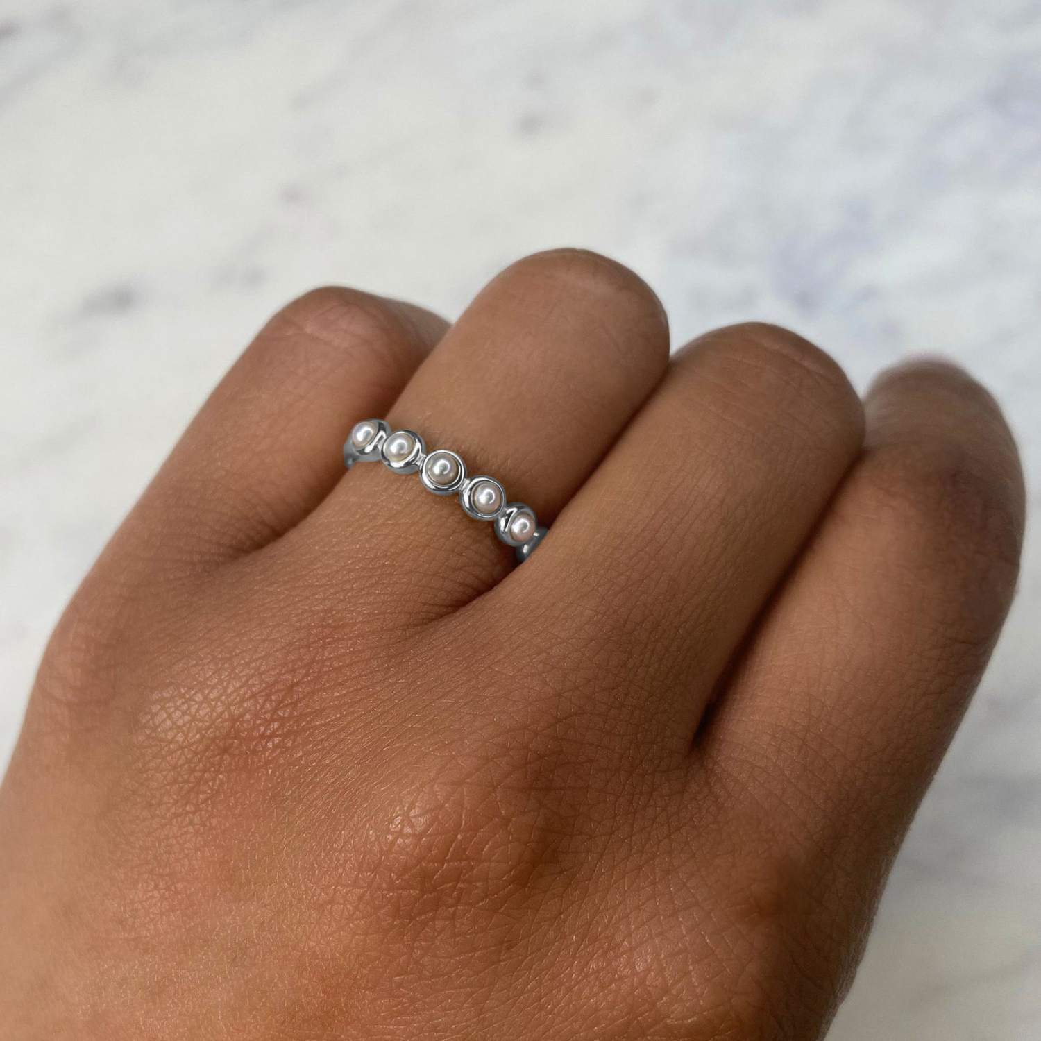 Cultured Pearl Circle Band Ring 14K White Gold (2.5mm)