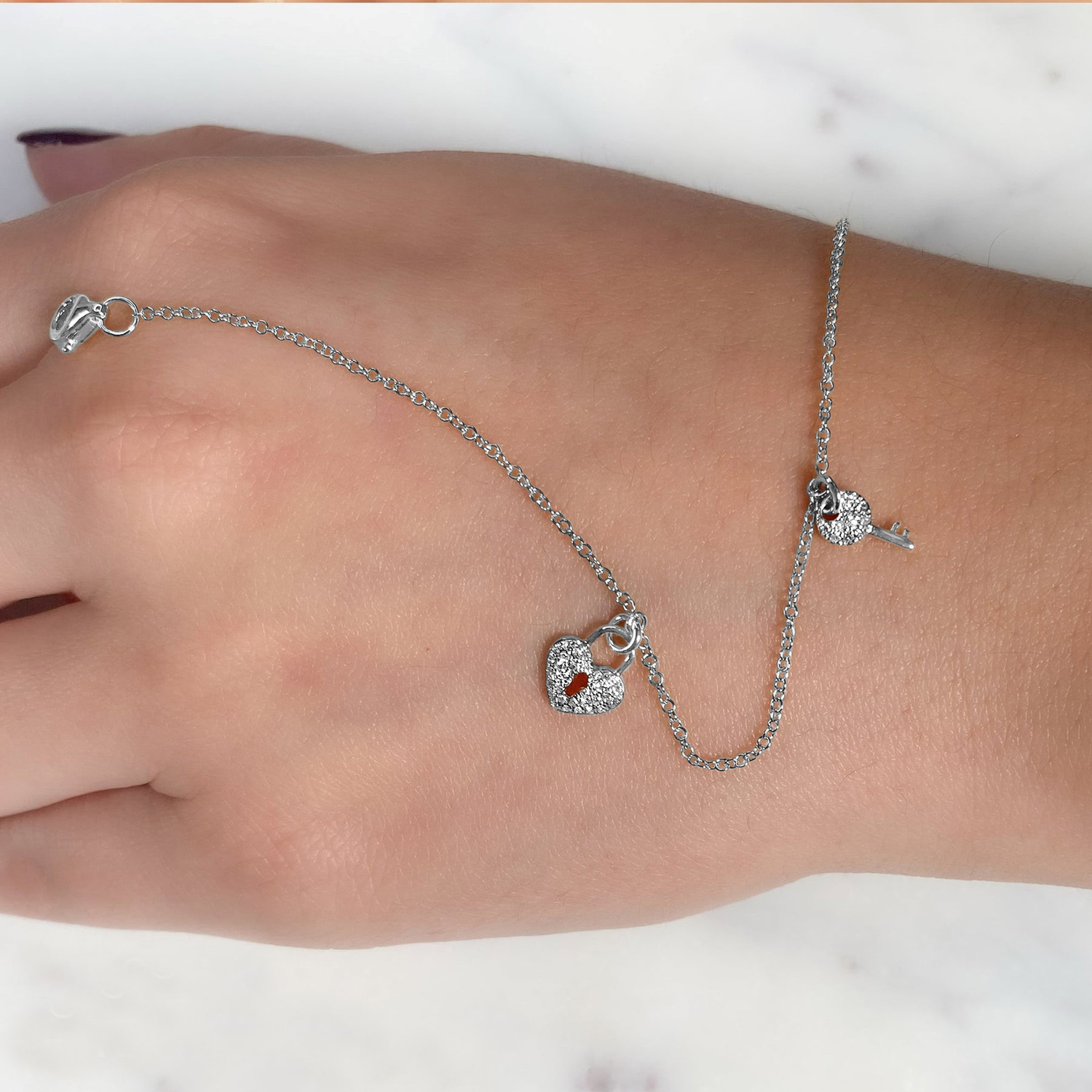 Diamond Pave Heart Lock & Key Bracelet 14K White Gold (0.10ct)