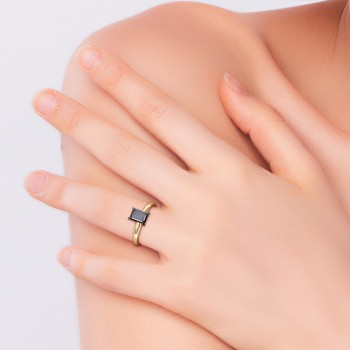 Emerald Cut Black Diamond Solitaire Ring in 14k Yellow Gold (1.00ct)