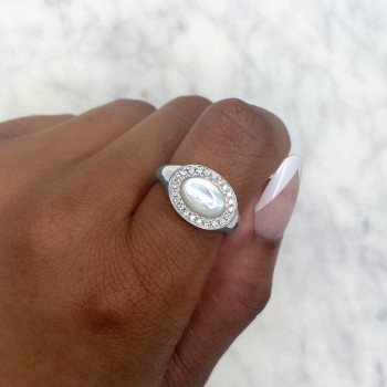 Diamond & Mother of Pearl Ring 14K White Gold (1.78ct)